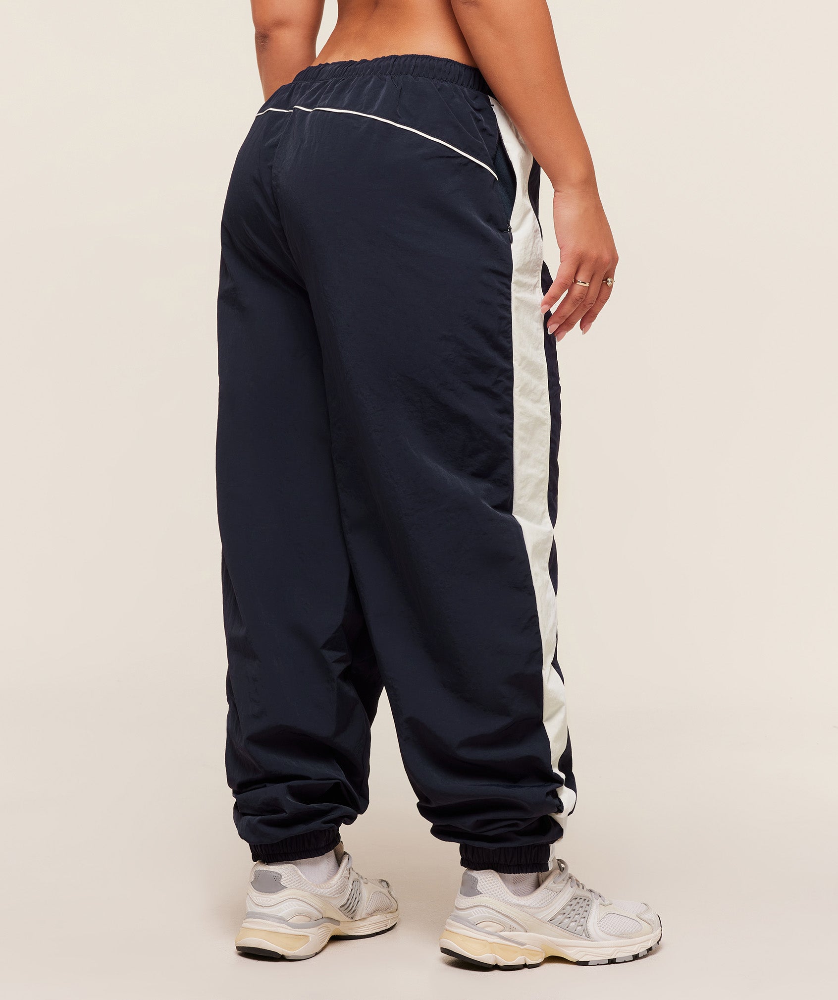 Gymshark x Analis Woven Track Pant - Midnight Blue