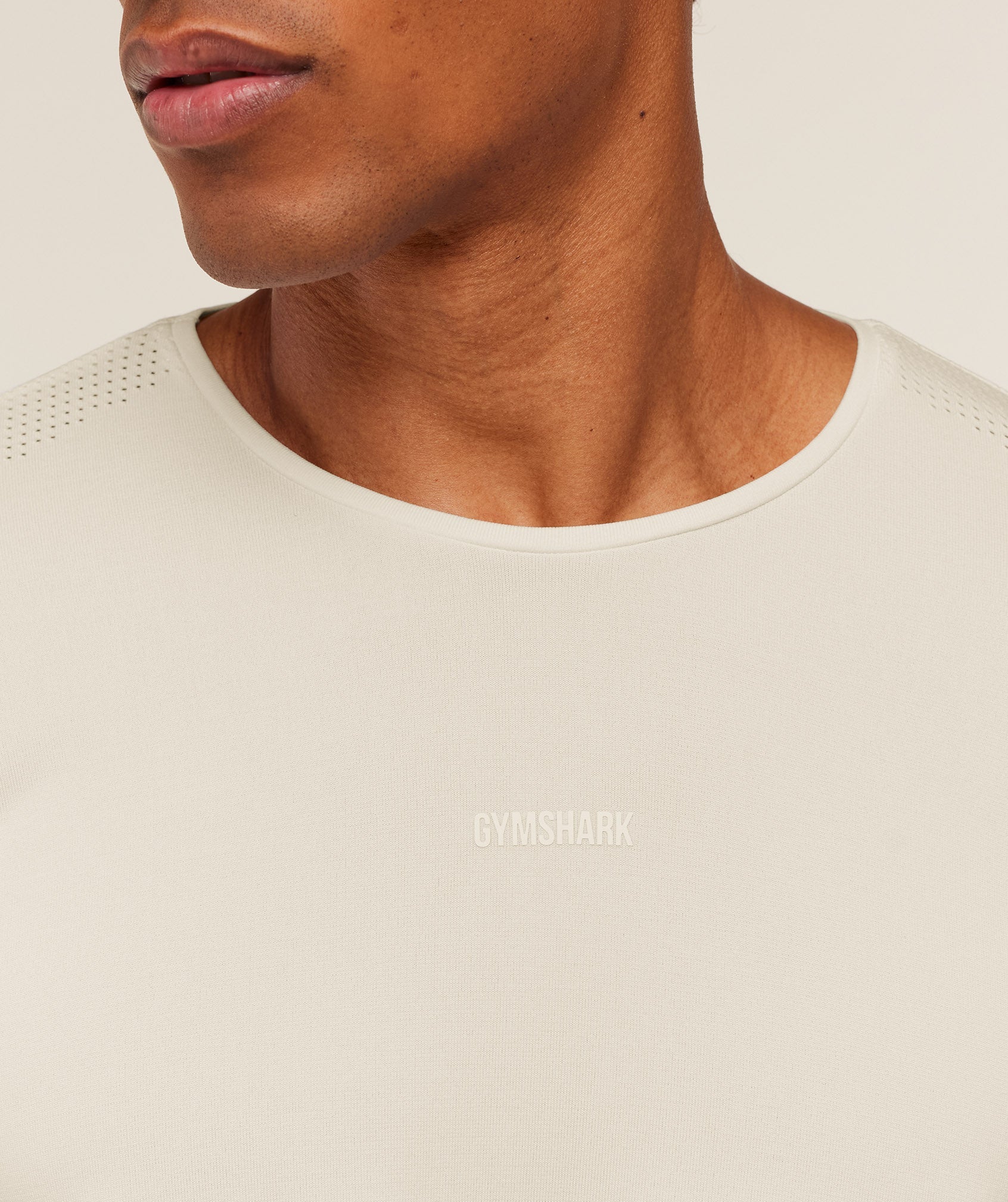 Gymshark Distance Seamless T-Shirt - Soft White / Soft White