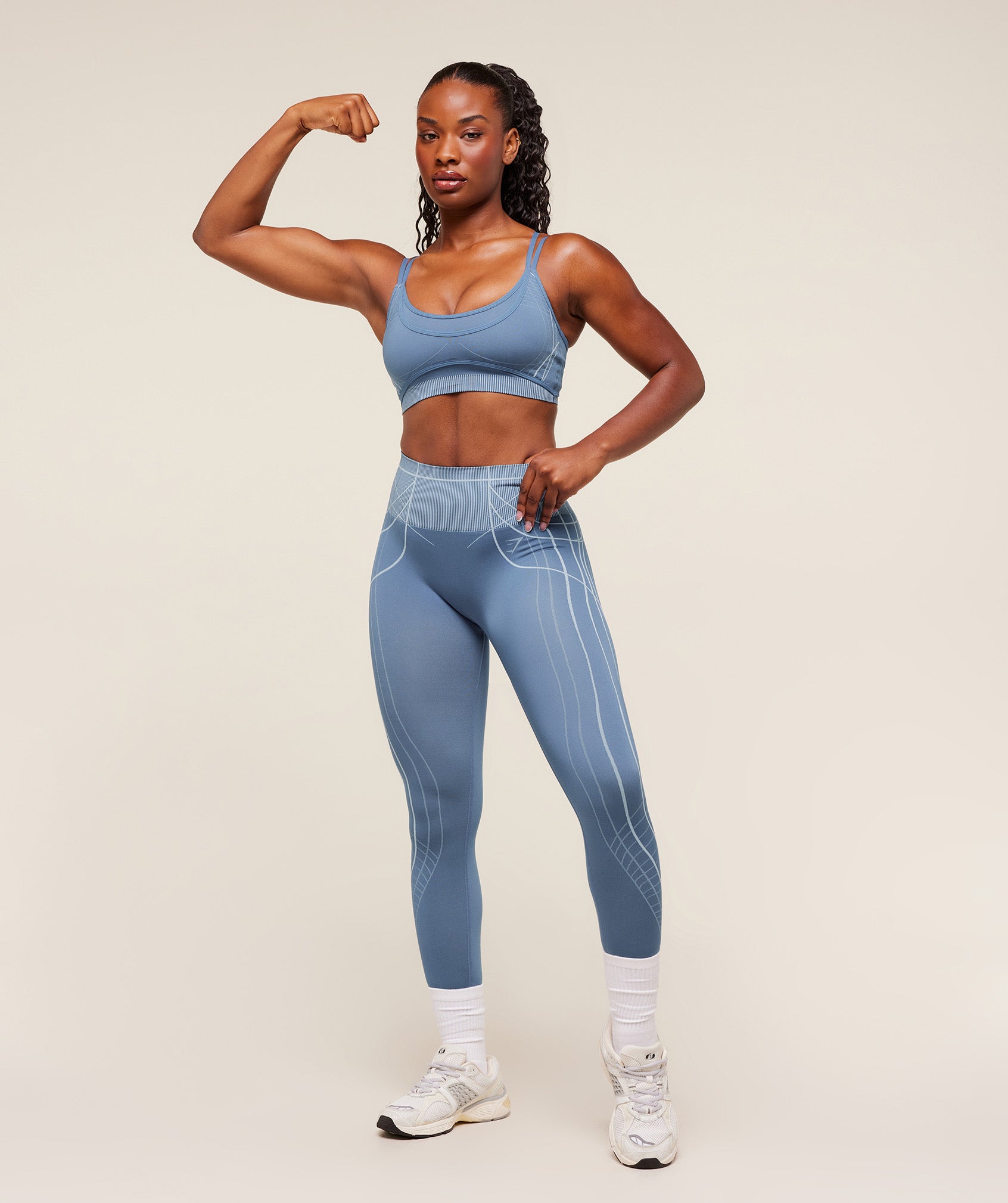 Gymshark Apex Seamless Strappy Sports Bra - Worn Blue/Gentle Blue