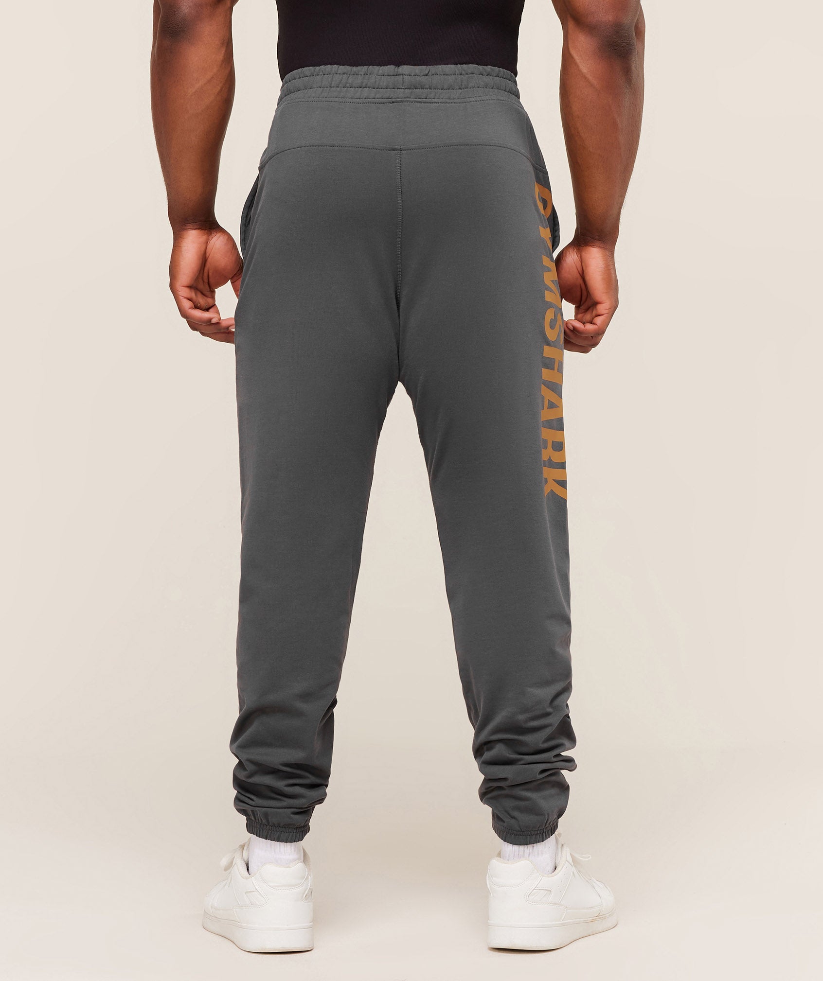 Gymshark Prime Joggers - Onyx Grey/Antique Gold