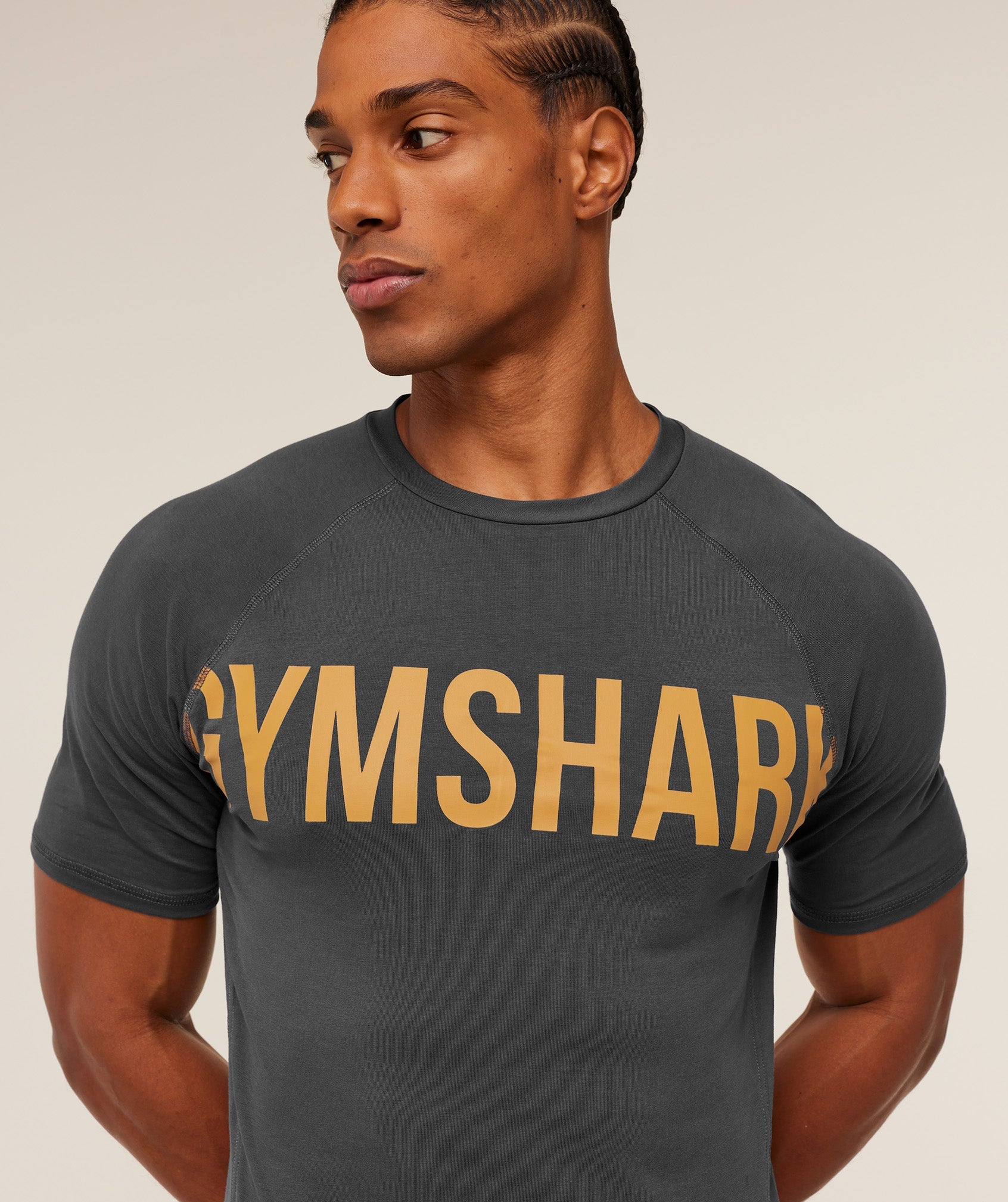 Gymshark Prime T-Shirt - Onyx Grey/Antique Gold