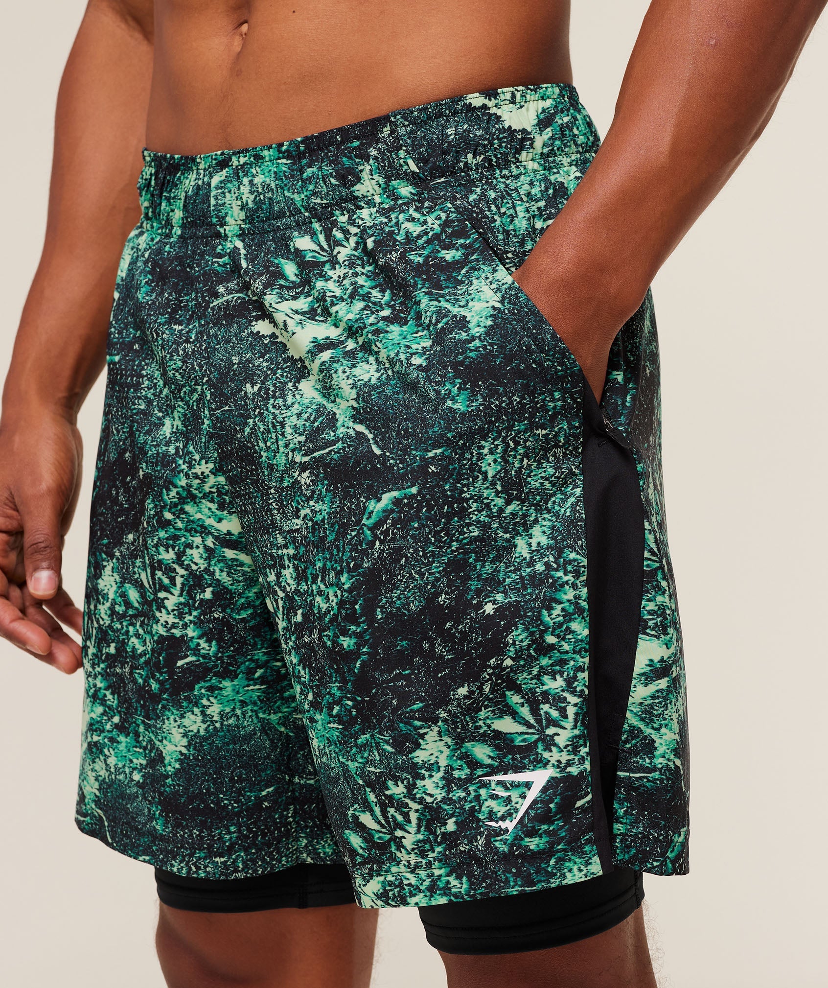 Gymshark Sport 7" 2 in 1 Shorts - Active Green/Black