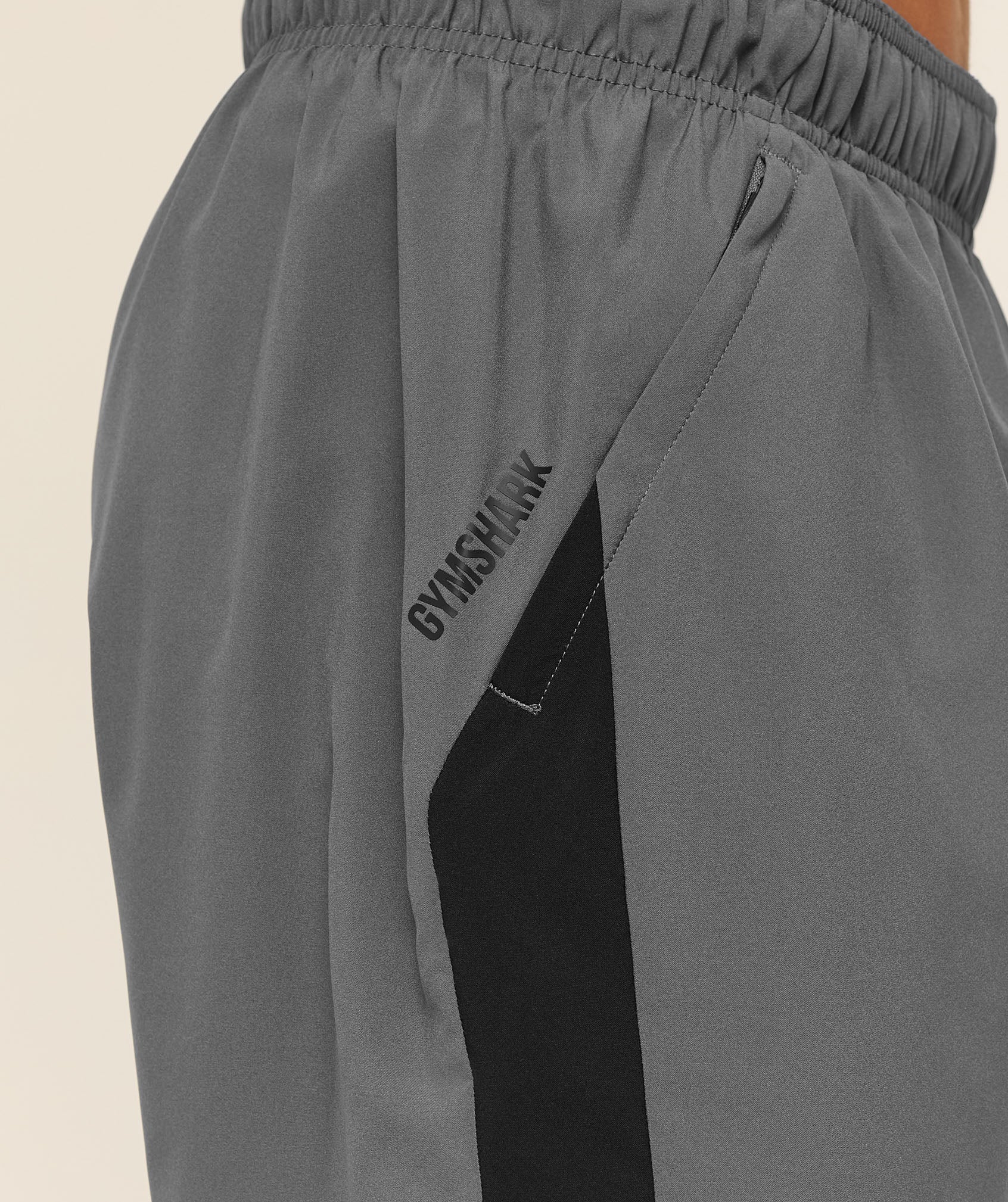 Gymshark Sport 7" Shorts - Dark Grey/Black
