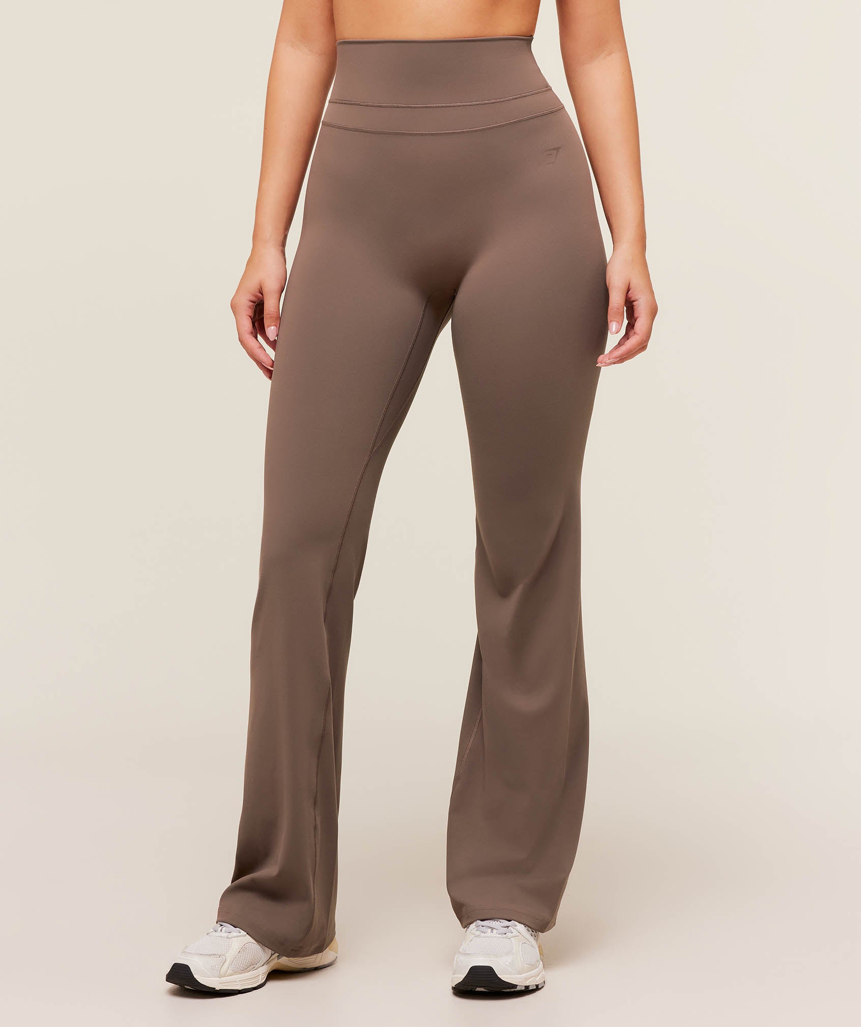 Gymshark Whitney Flared Leggings - Soft Brown