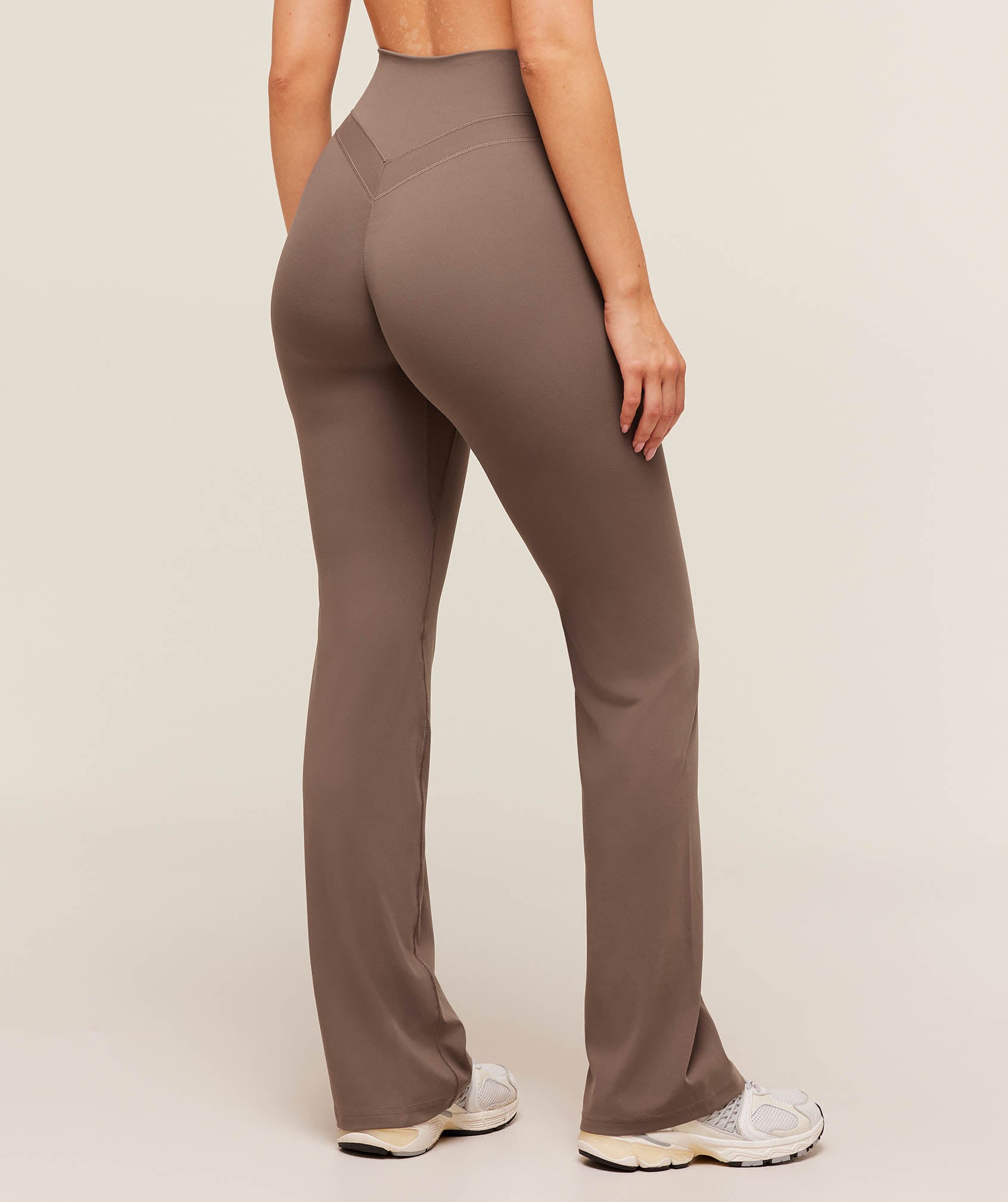 Gymshark Whitney Flared Leggings - Soft Brown