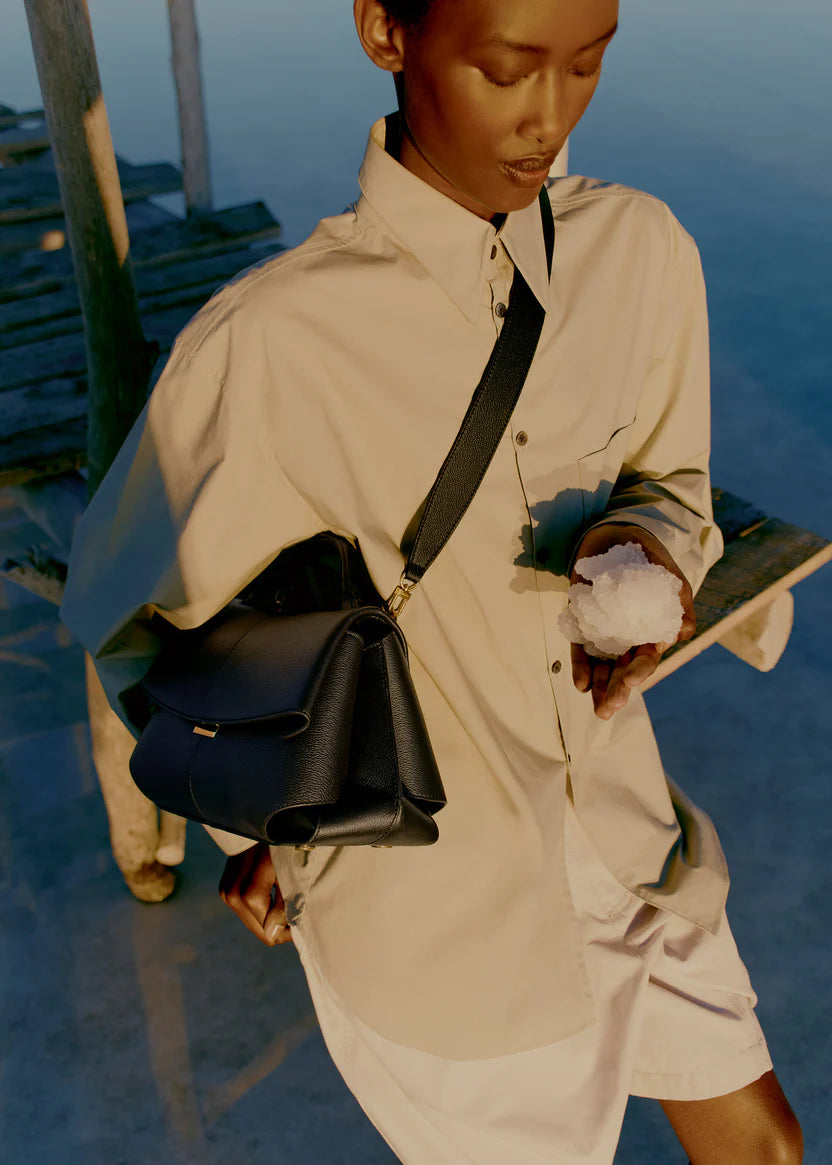 Mokki Edition Textured Black