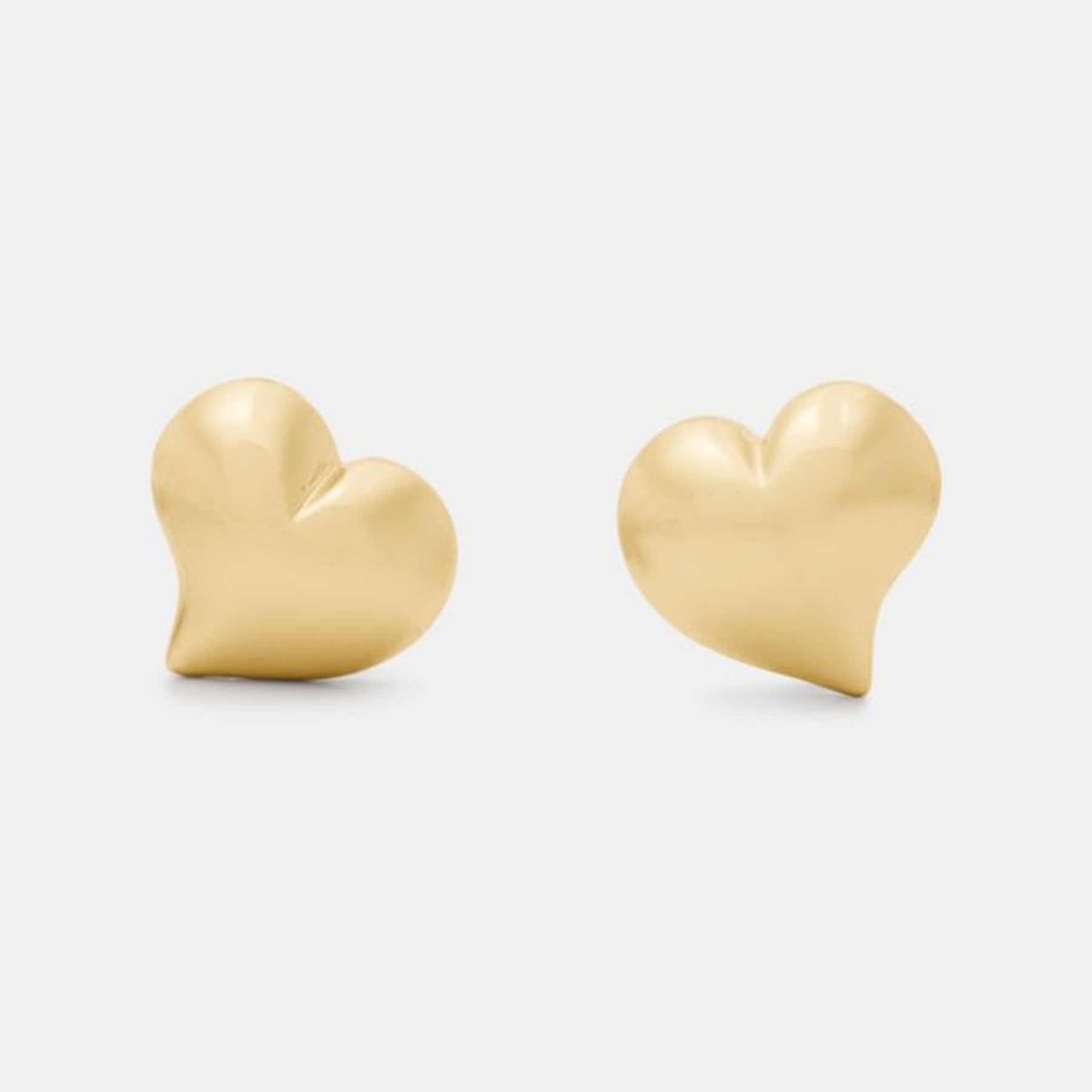 Amour Studs