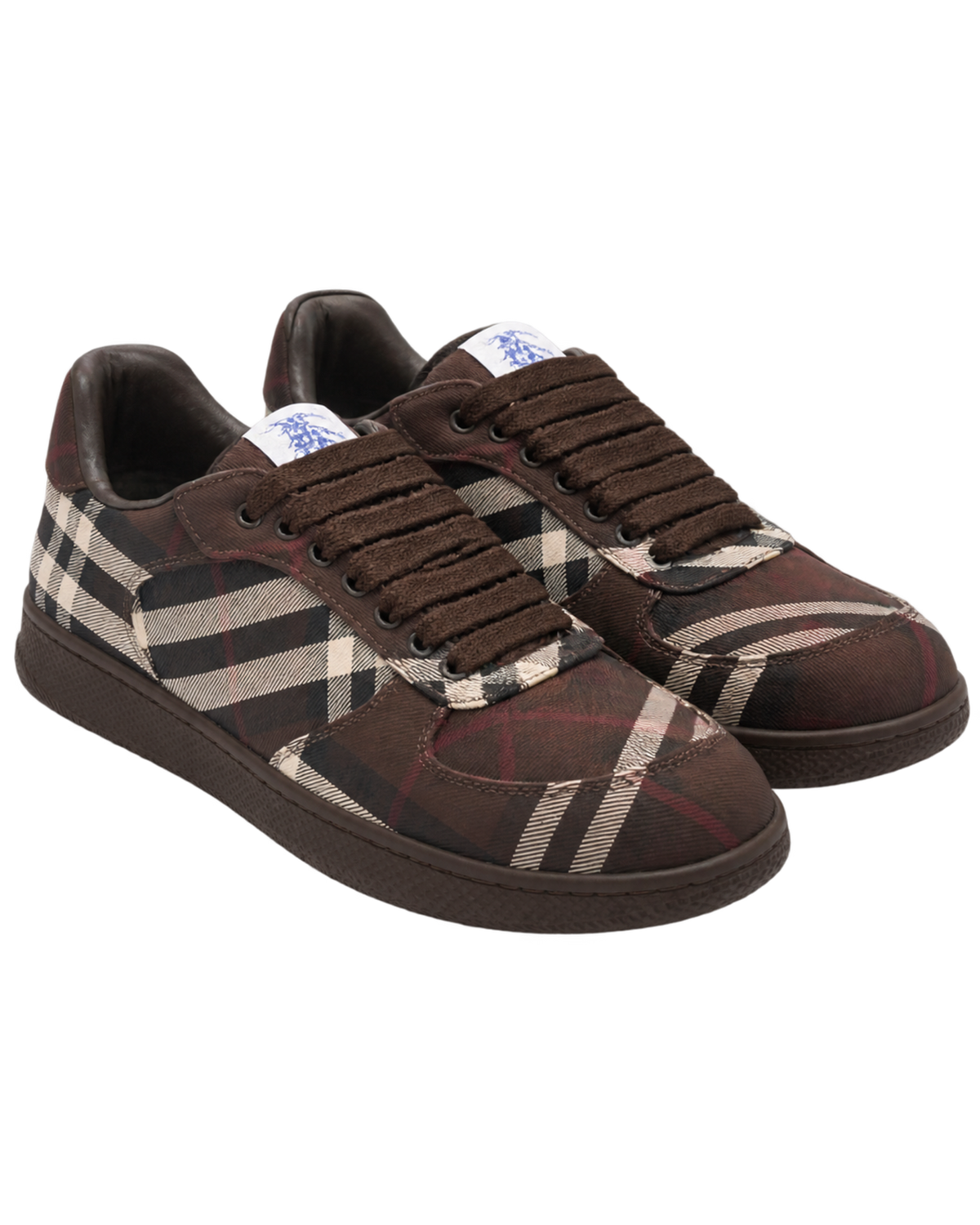 Lace-up sneakers with a checkered pattern