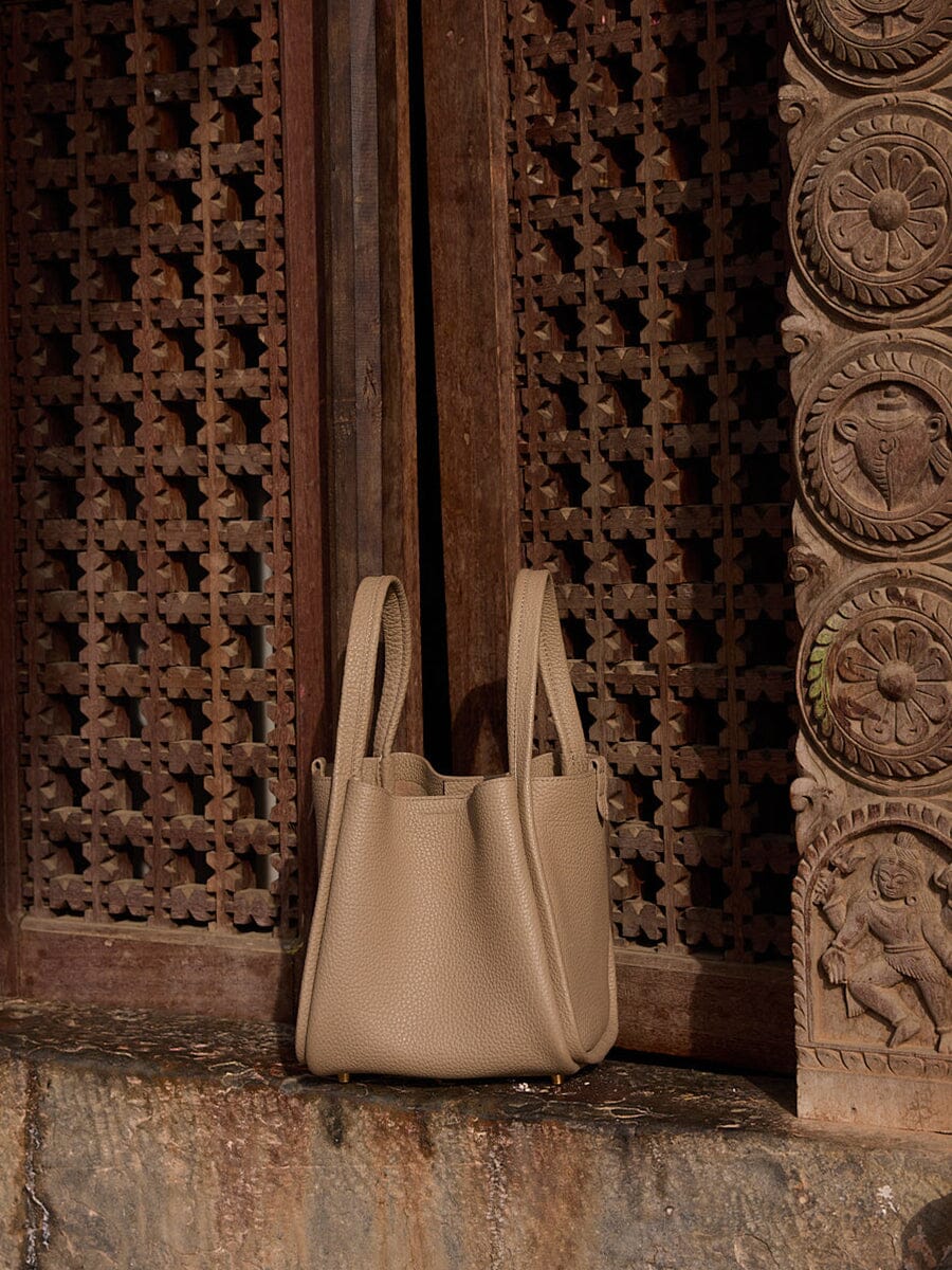 Songmont Medium Song Bag - Taupe
