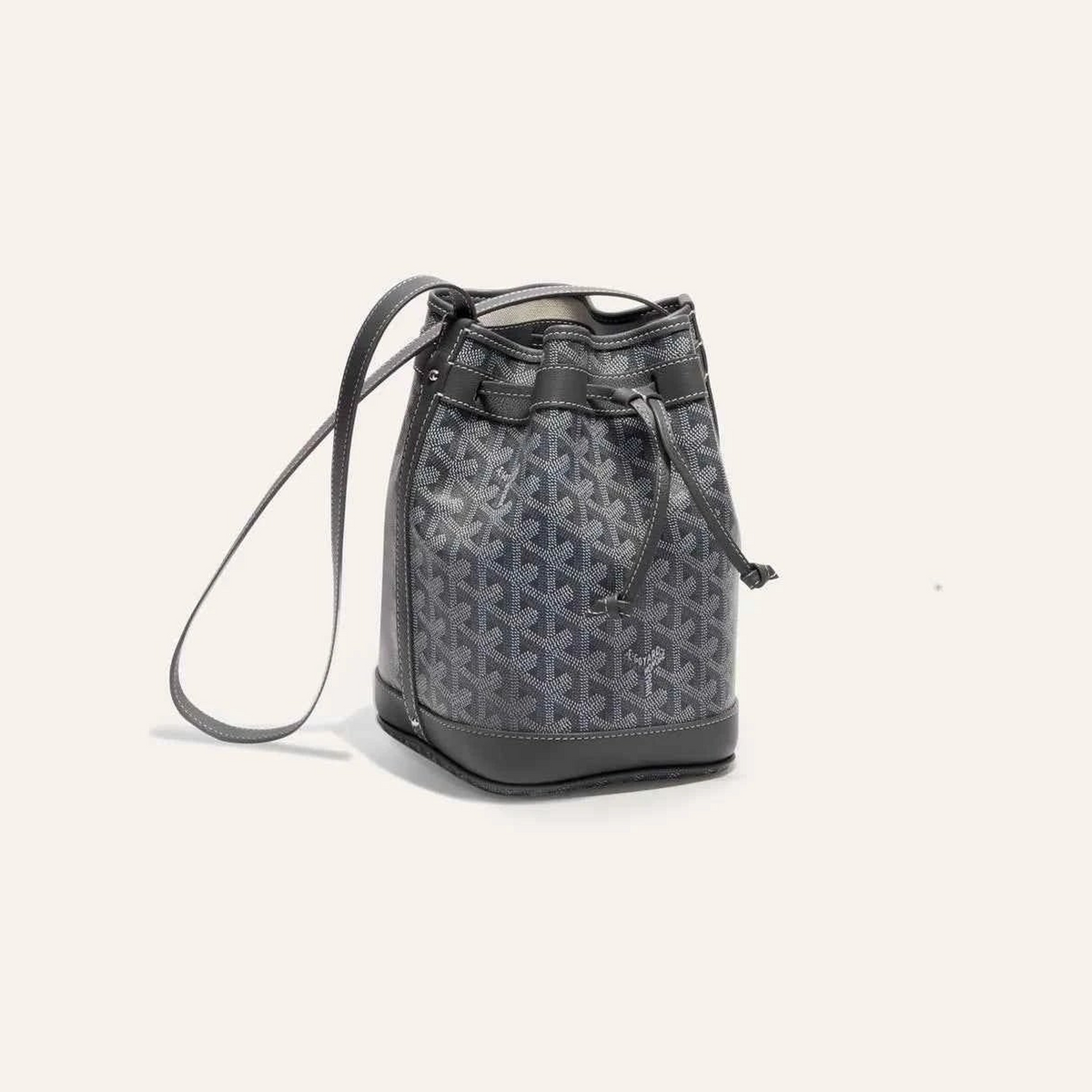 Petit Flot Bucket Bag PM
