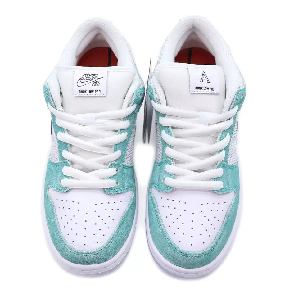 Nike Nike Dunk Low SB PS 'Turbo Green' x April Skateboards - Shoe size: UK 6 Sneakers | Shop From The Mirage