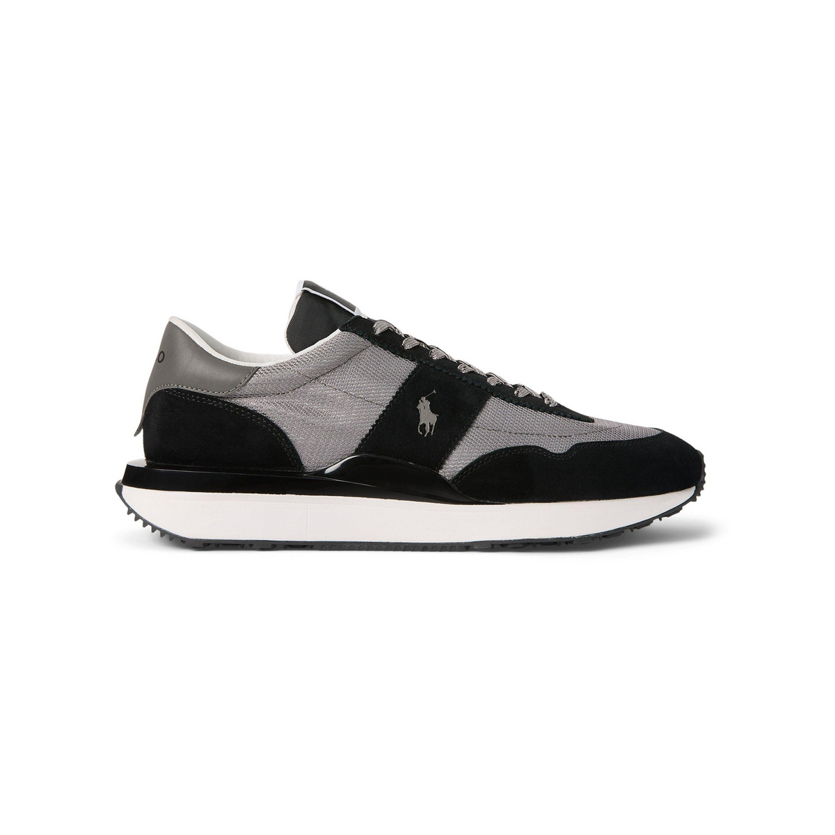 Train 89 Low-Top Trainers