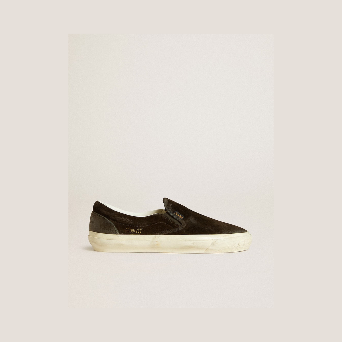 Women's VCE Penstar in black suede with black leather heel tab