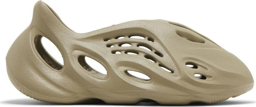 Yeezy YEEZY FOAM RUNNER "STONE SALT" - Size: UK 6 Slides | Shop From The Mirage