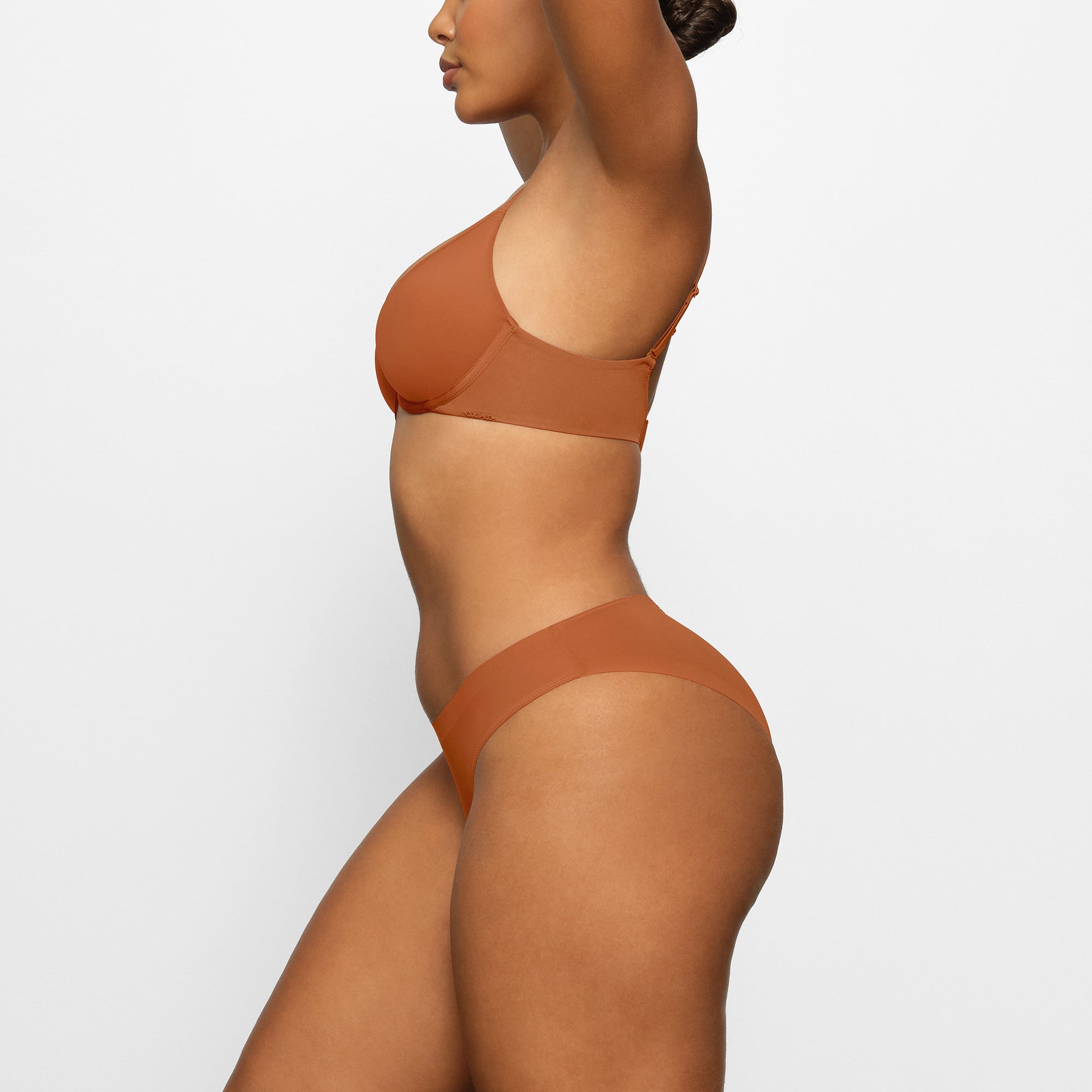Weightless Scoop Bra — Part 1