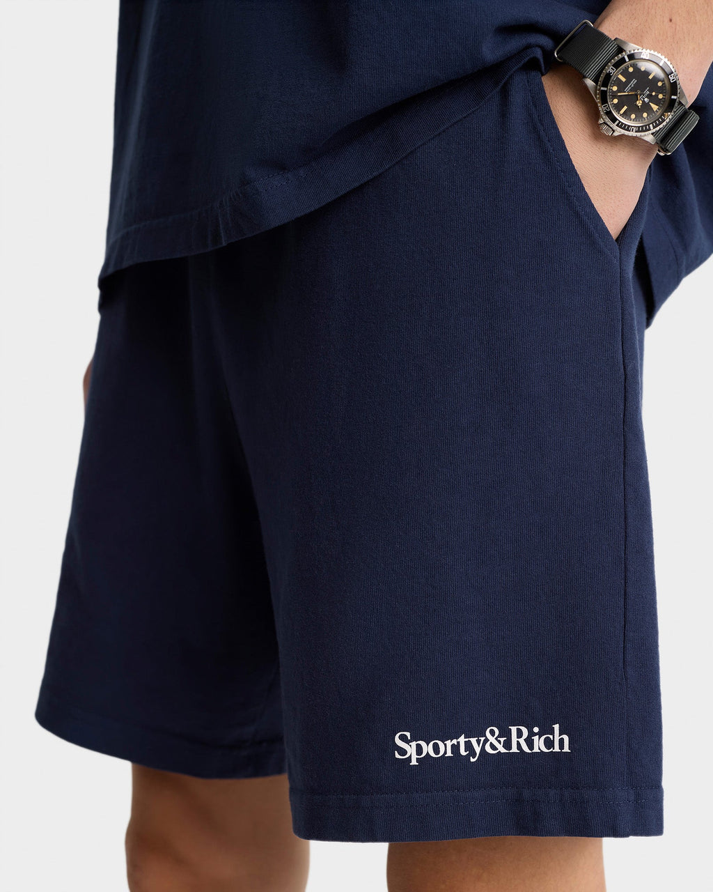 Serif Logo Gym Short - Navy/White