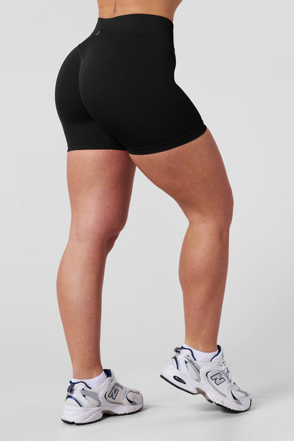 W128 Legacy Seamless Shorts Spring 25'