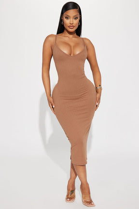 Brenda Ribbed Midi Dress - Taupe