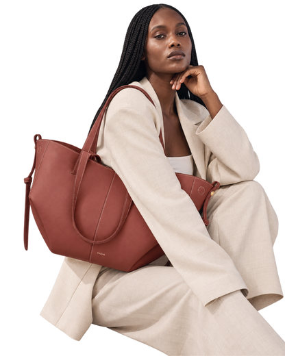 Cyme - Textured Cognac