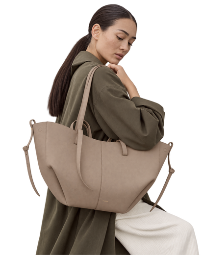 Cyme - Textured Taupe