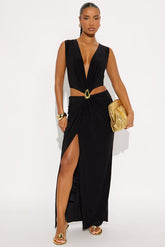 Magnetizing Charm Maxi Dress - Black