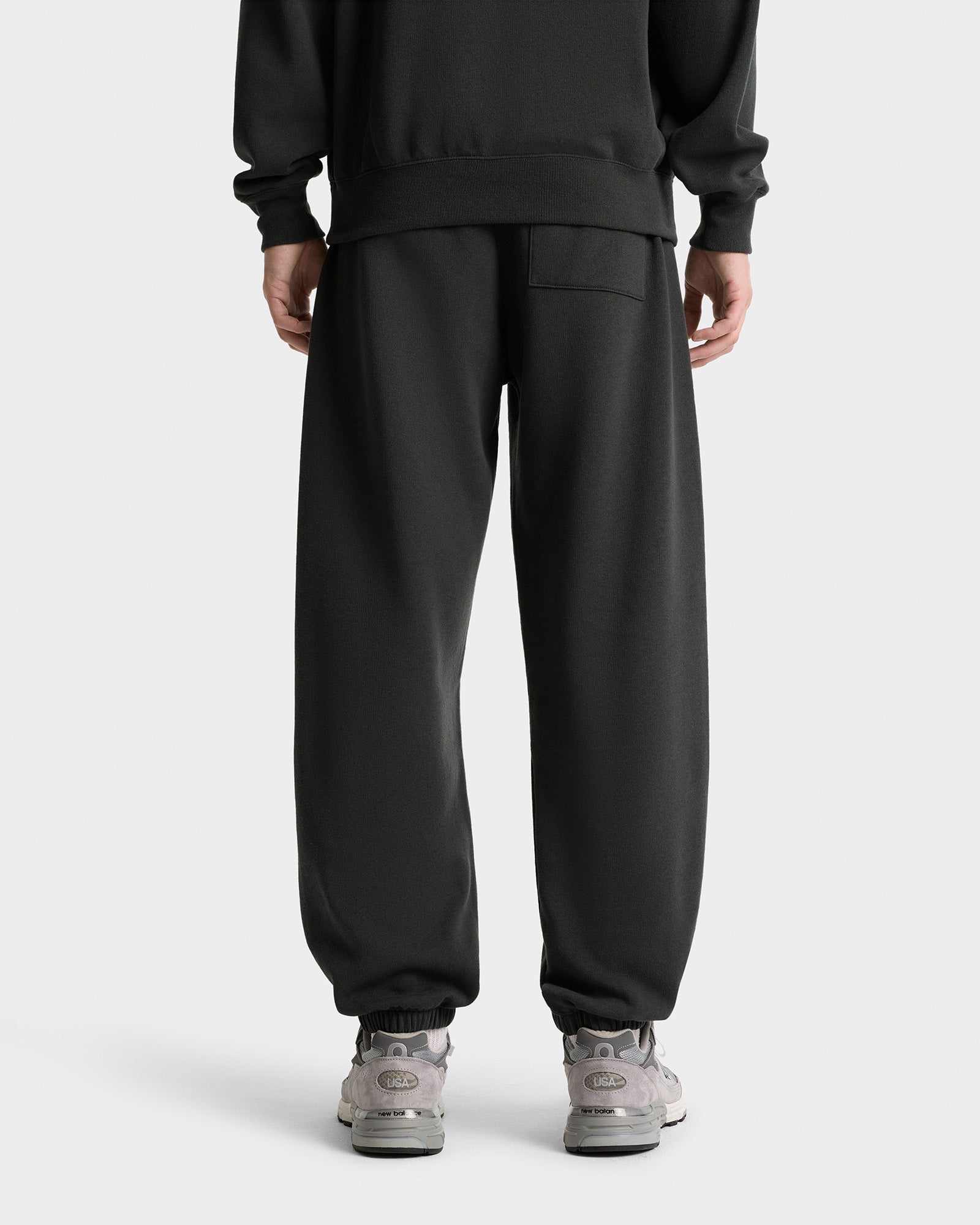 Serif Logo Soft Sweatpant - Faded Black/White