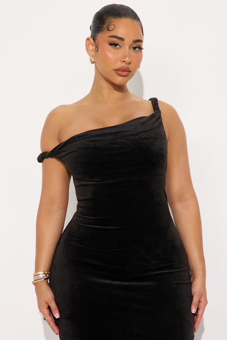 Season Of Slay Velour Gown - Black