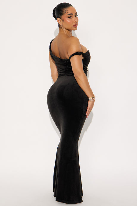 Season Of Slay Velour Gown - Black