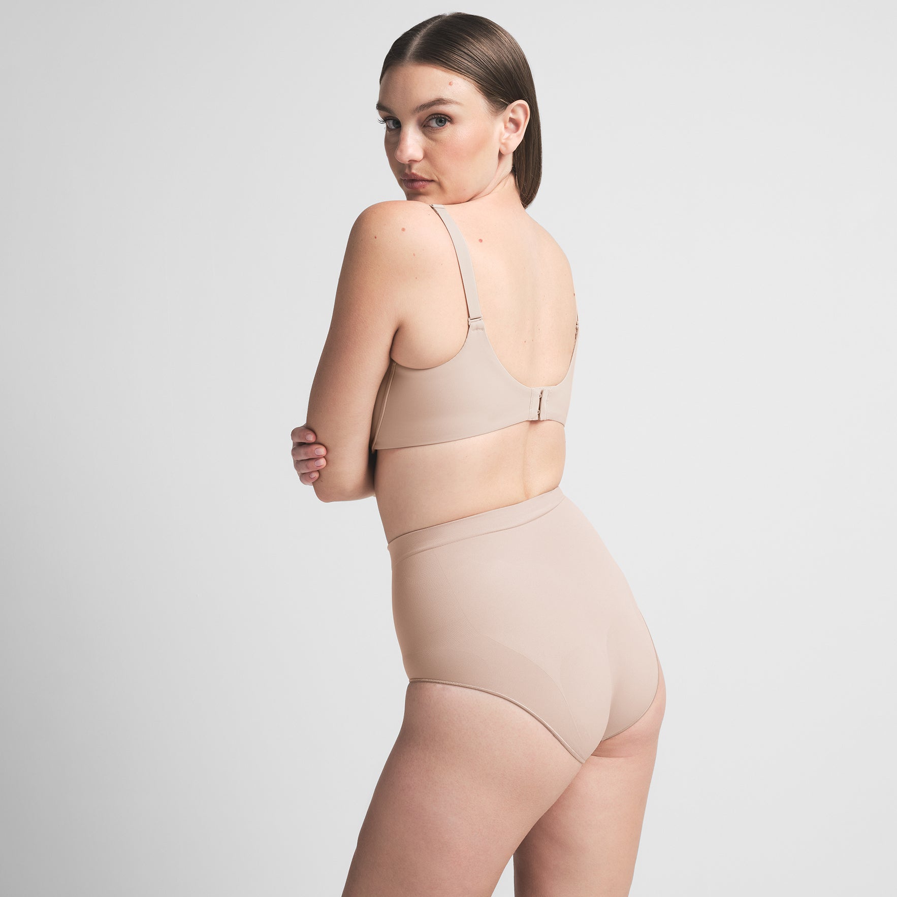 Seamless Sculpt Mid Waist Brief