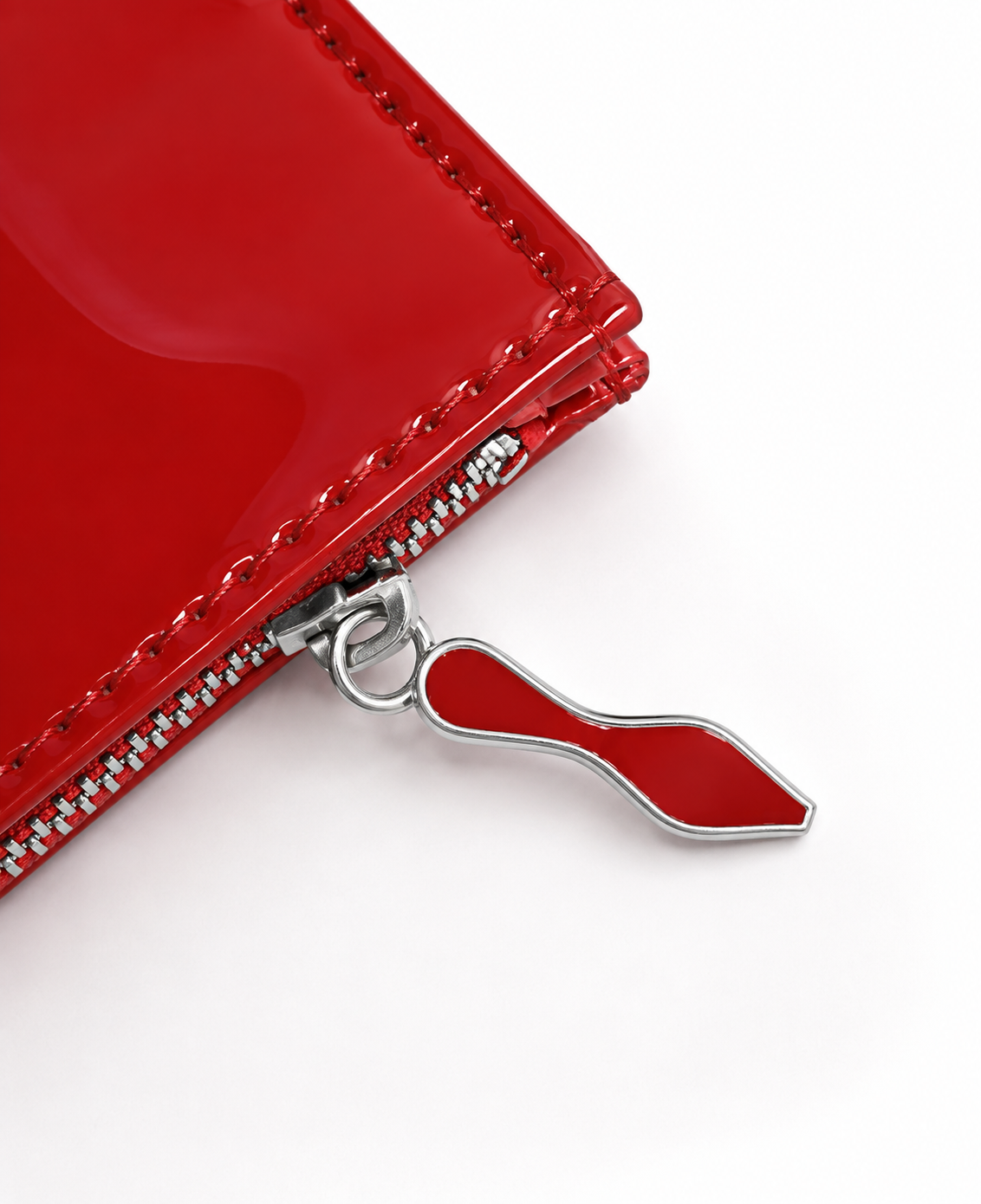 CHRISTIAN LOUBOUTIN BEAUTY RED POUCH MAKEUP BAG GIFT CHRISTMAS 2023 NEW