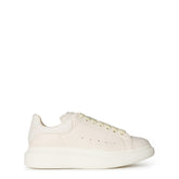 Oversized Grained Sneakers