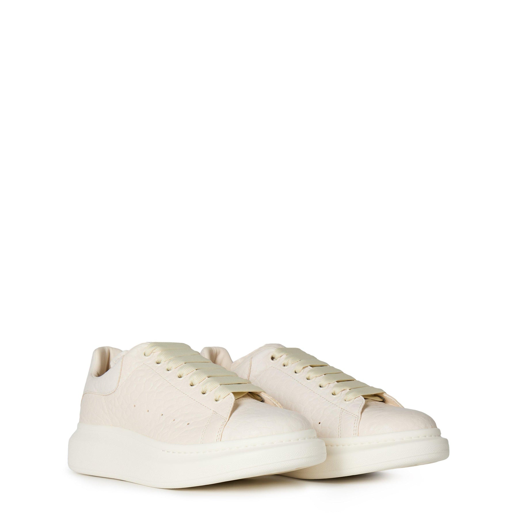 Oversized Grained Sneakers