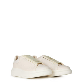 Oversized Grained Sneakers