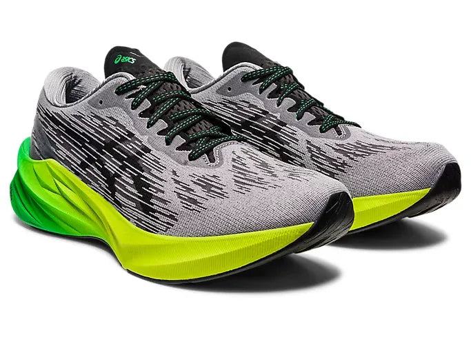 Asics Novablast 3 Sheet Rock/Black