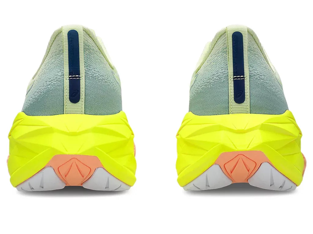 Asics Novablast 4 Paris