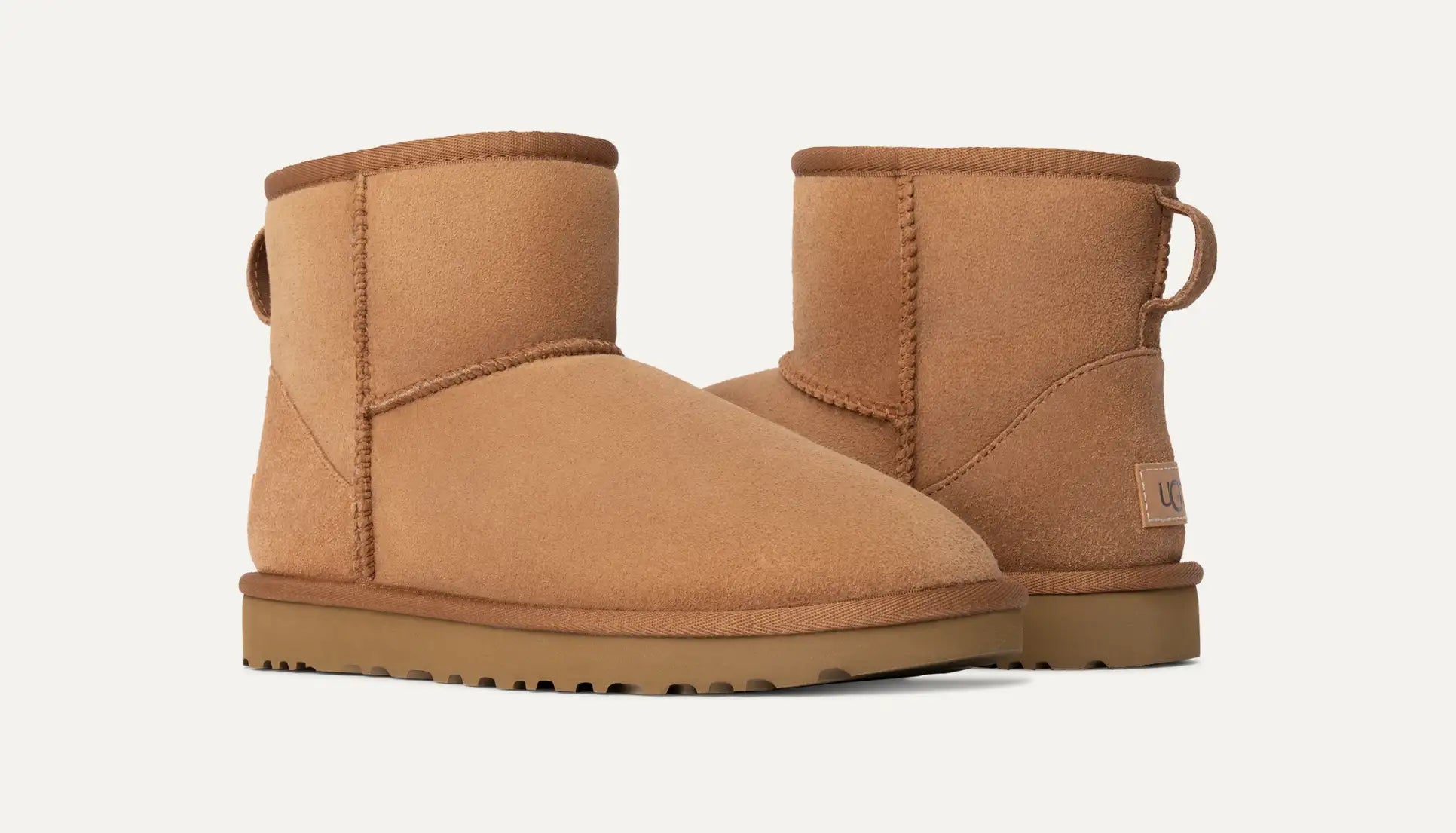 UGG Classic Mini II Boot – 17mm Twinface Sheepskin, Water-Repellent, Sustainable EVA Outsole