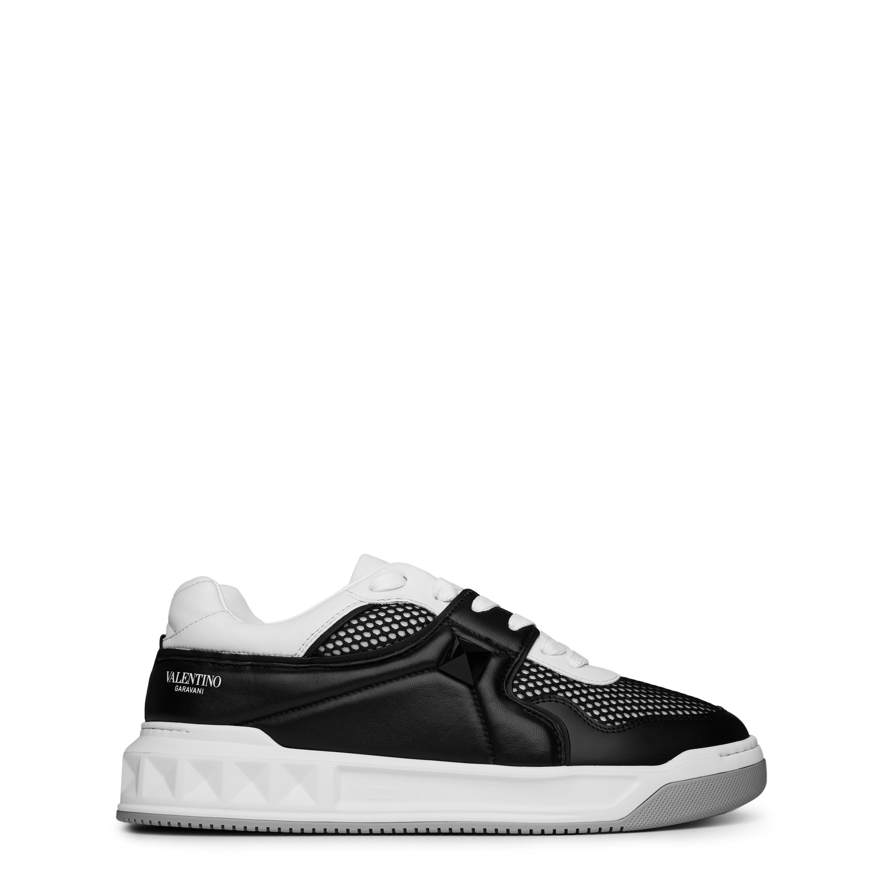 One Stud Mesh Sneakers