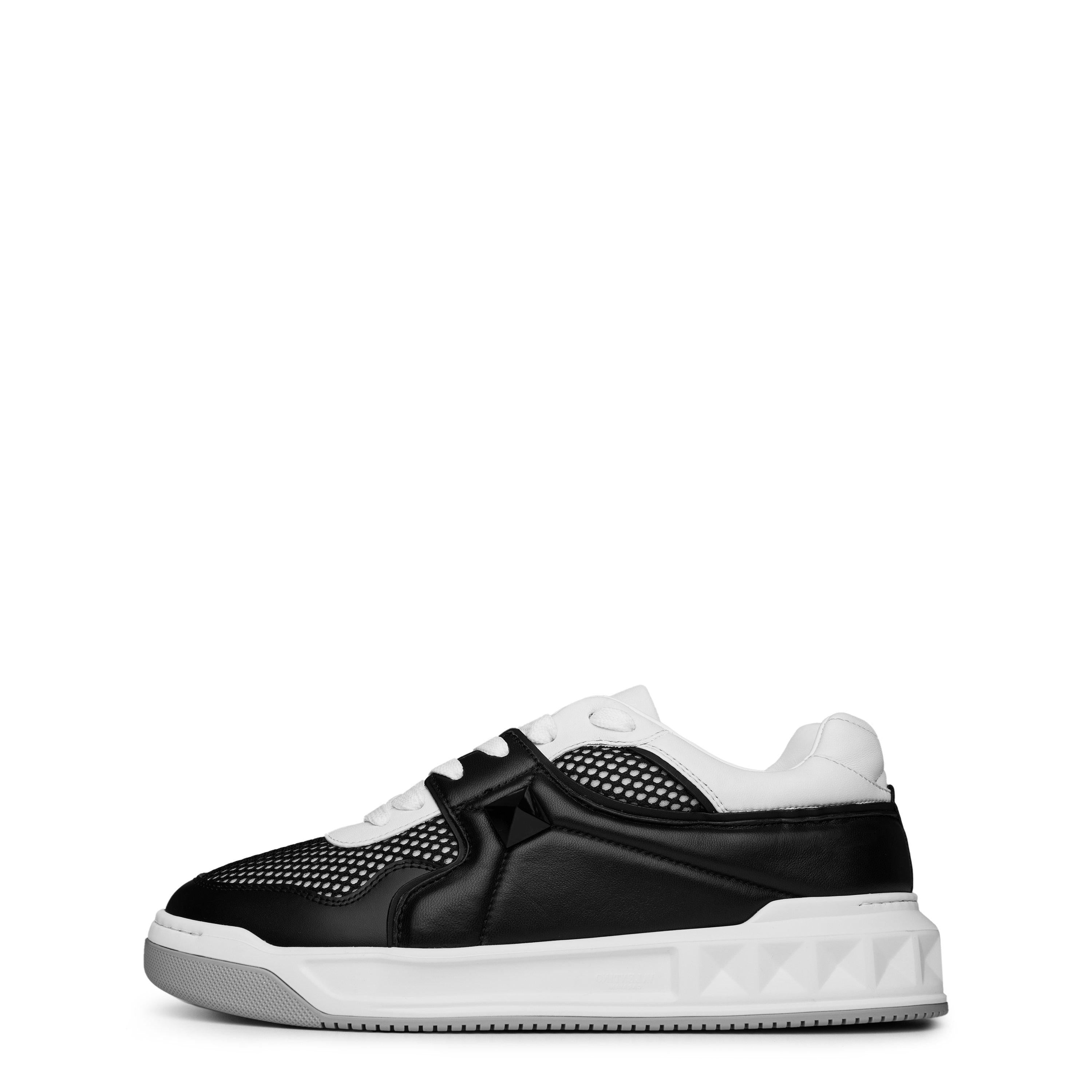 One Stud Mesh Sneakers