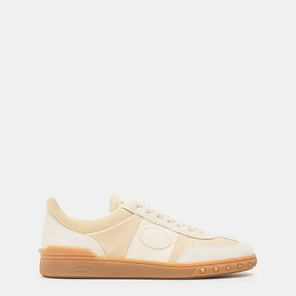 Up Village Sneaker