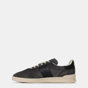 Heritage Aera Suede Trainers