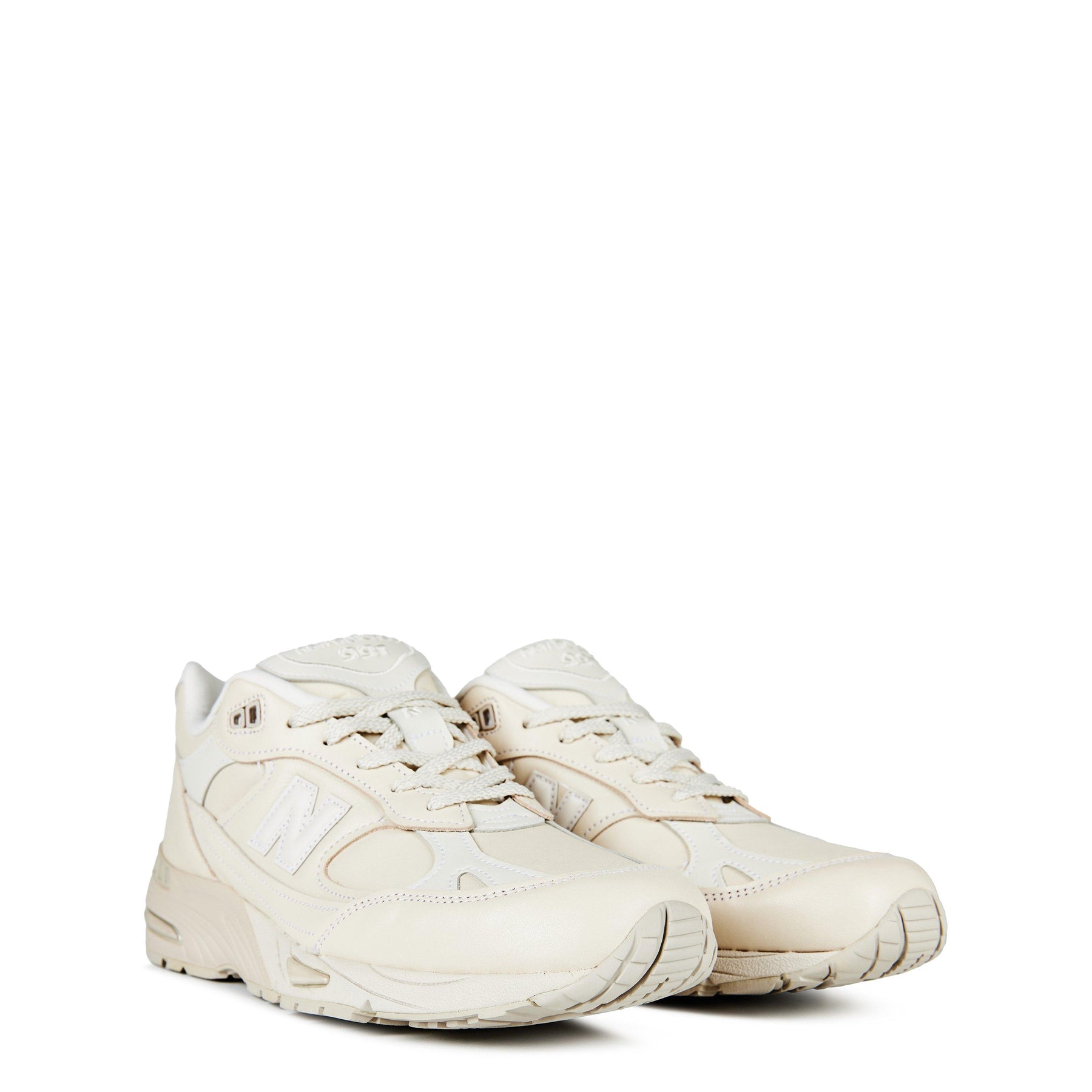 991 V1 Trainers