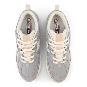1906fv1 Trainers