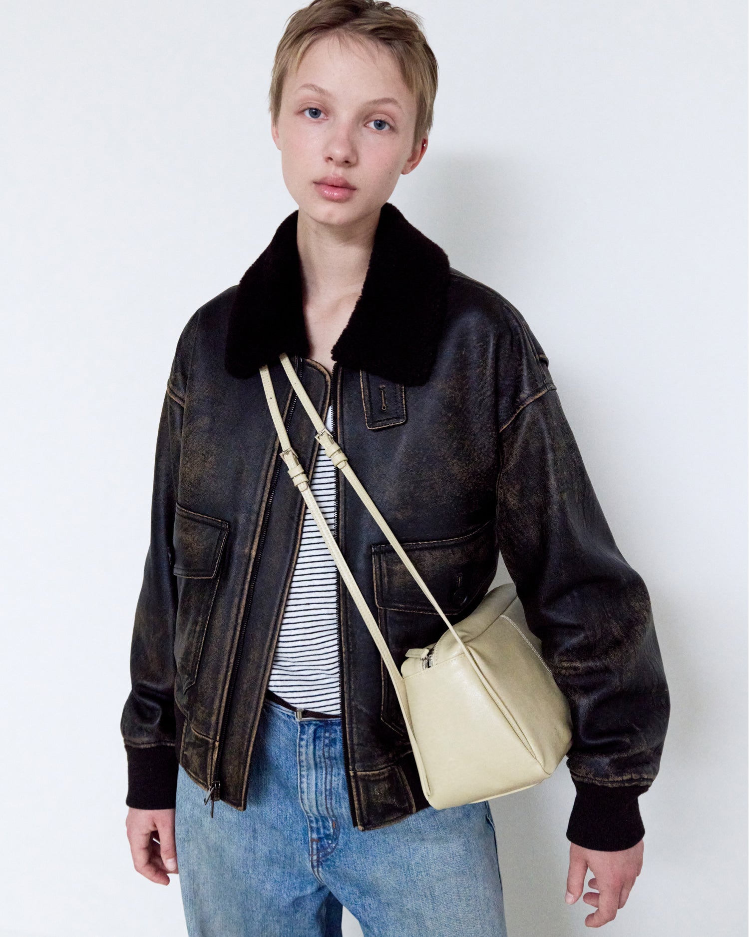 MONO BAG 27 - ASH BUTTER