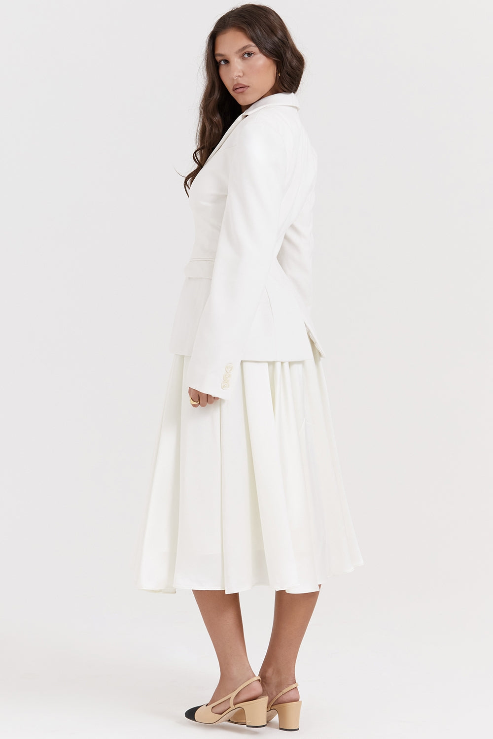 Sariah ivory contour tailored blazer