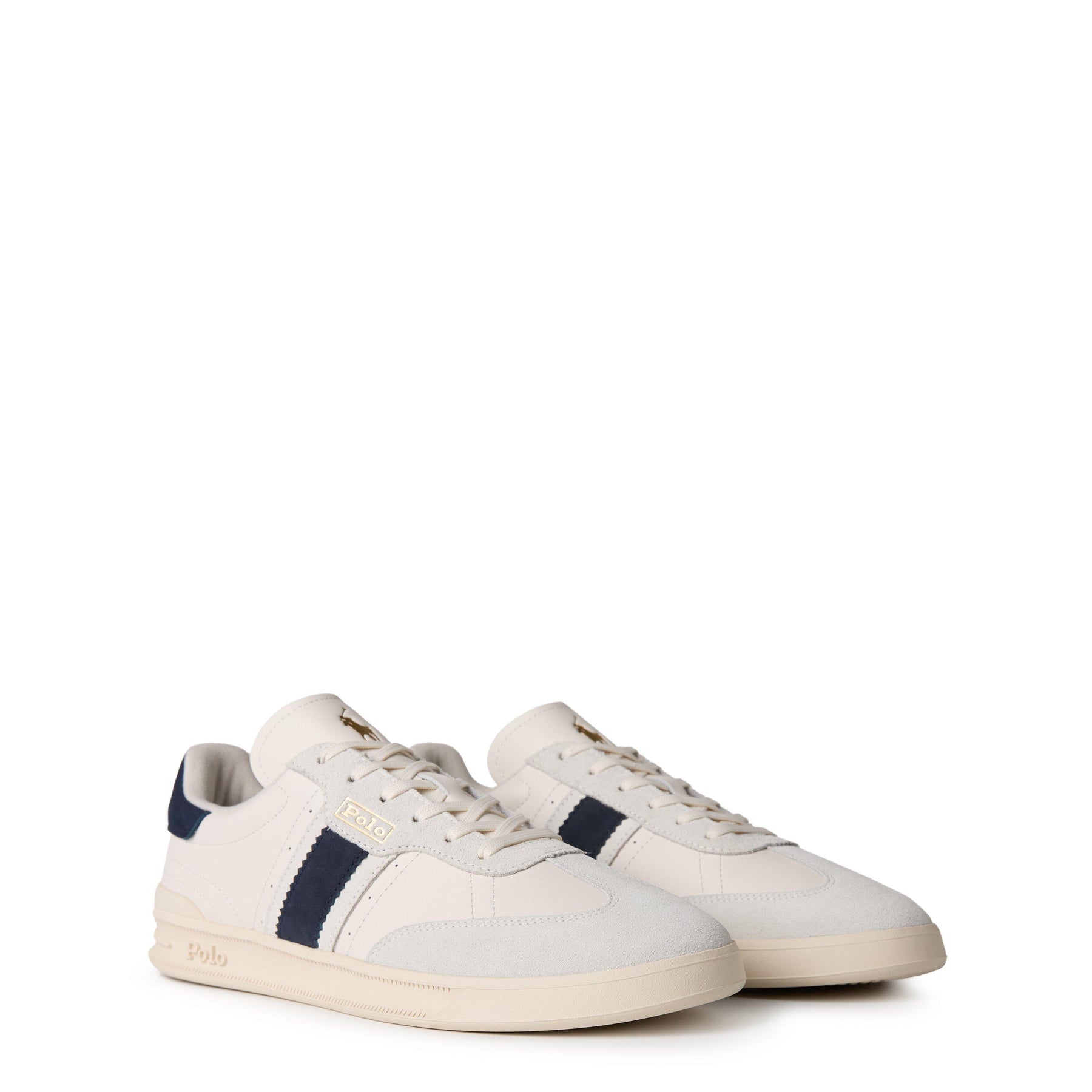 Heritage Aera Low Trainers