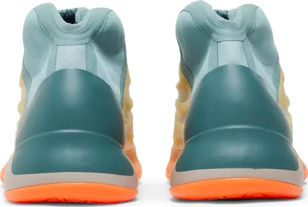 Yeezy Quantum 'Hi-Res Coral'