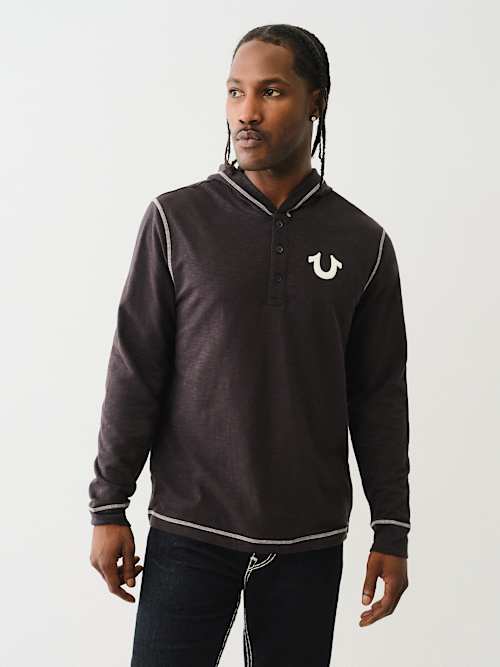 HOODED FLATLOCK HENLEY TEE