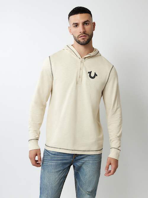 HOODED FLATLOCK HENLEY TEE