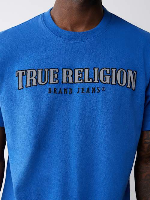 EMBROIDERED REFLECTIVE ARCH LOGO TEE