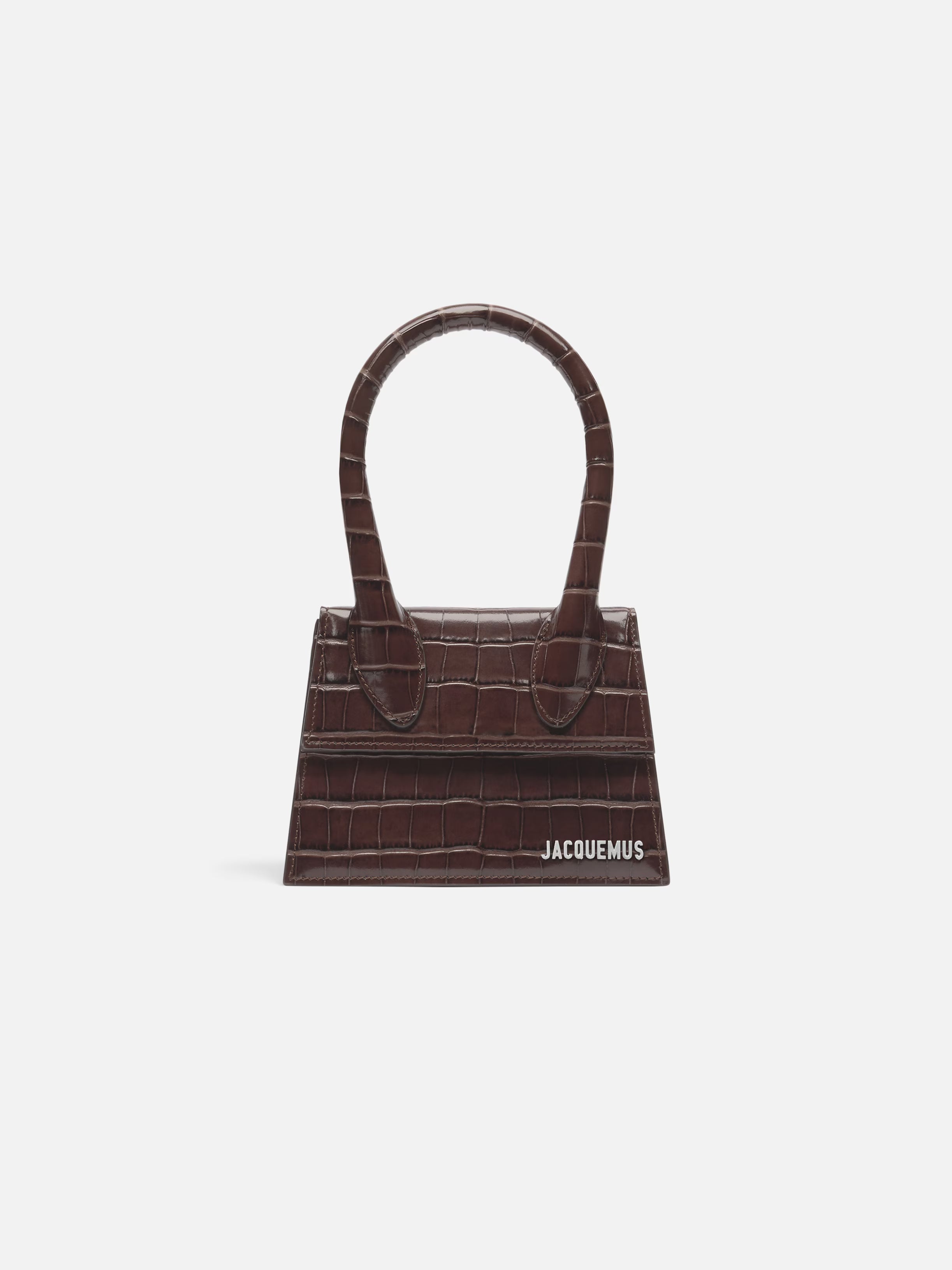 The medium Chiquito Leather handbag.